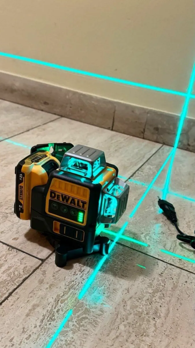 DeWalt PrecisionPro 3-Way 360° - Image 3