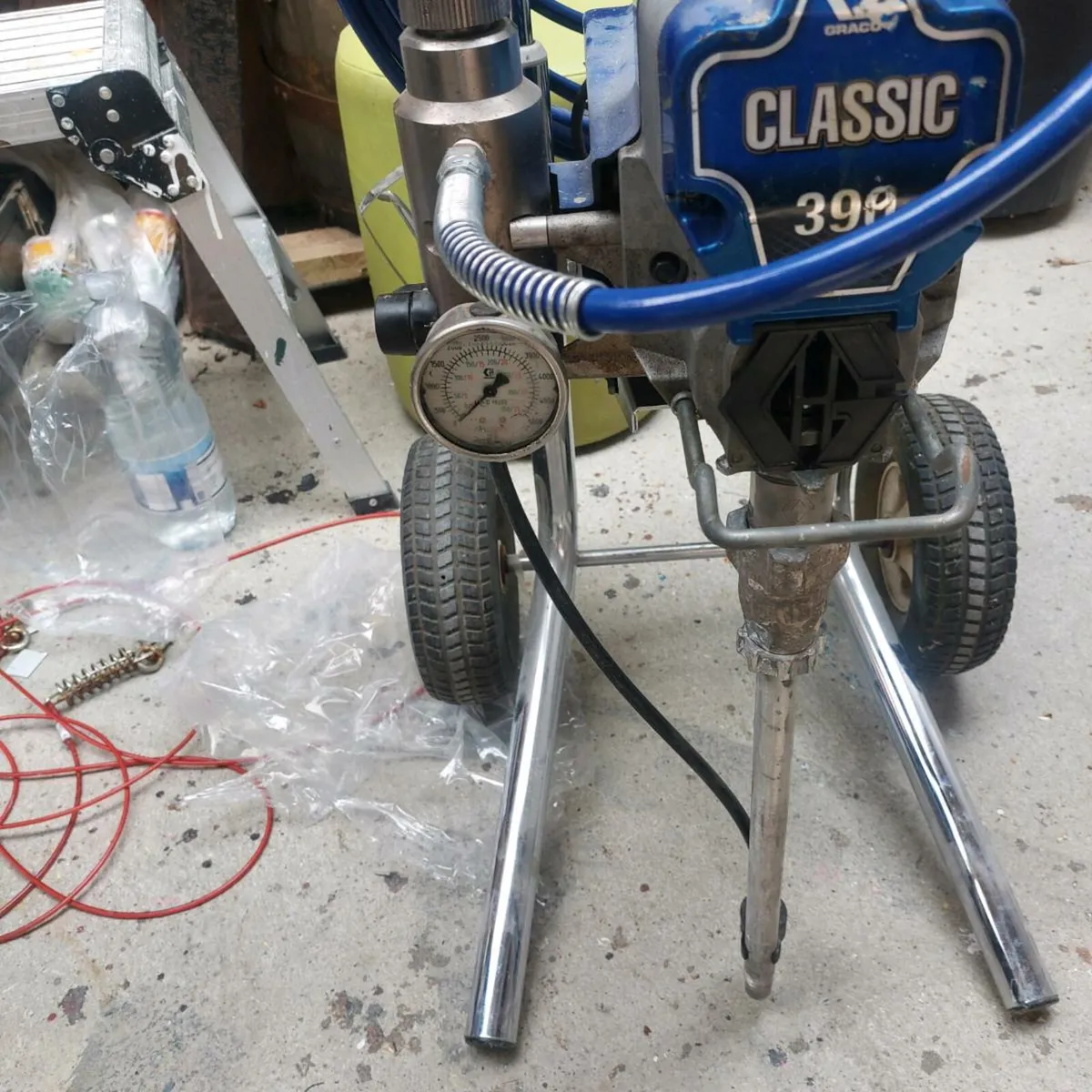 Paint sprayer - Image 2