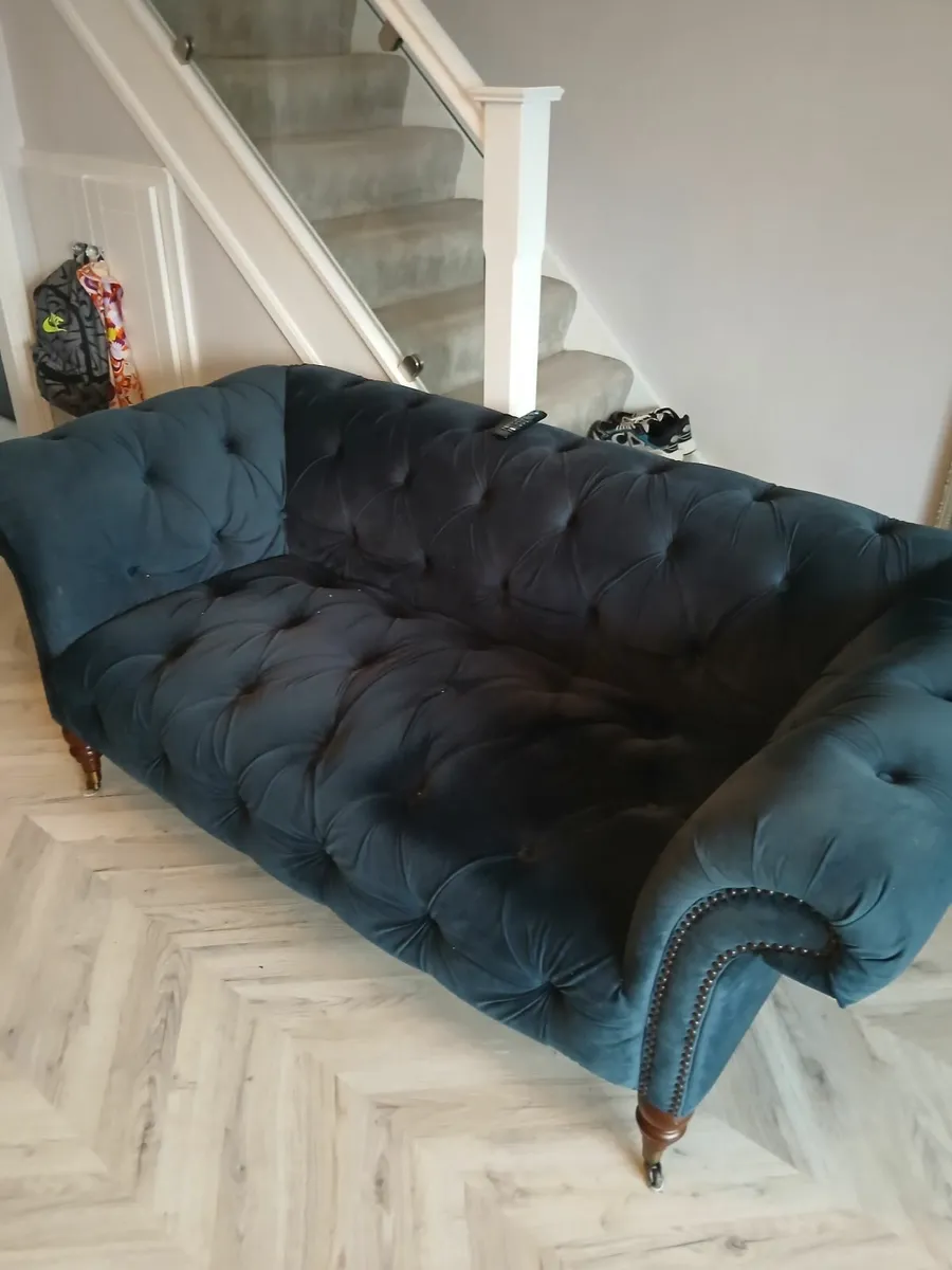 sofa - Image 1