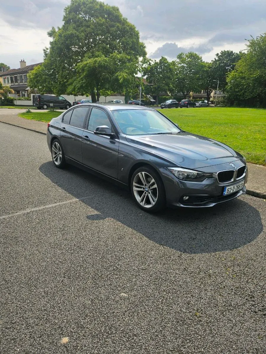 BMW 330E SE - Image 4