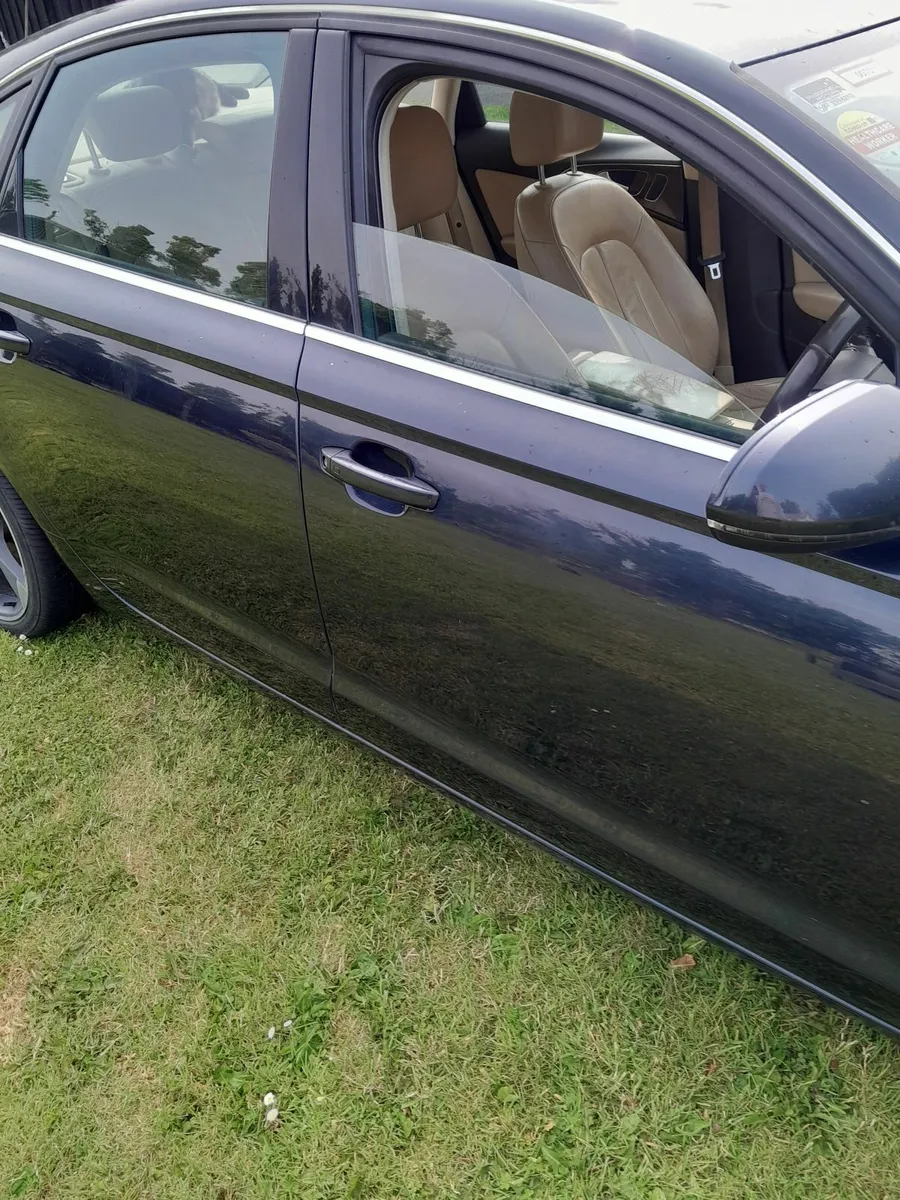 Audi A6 2012 - Image 1