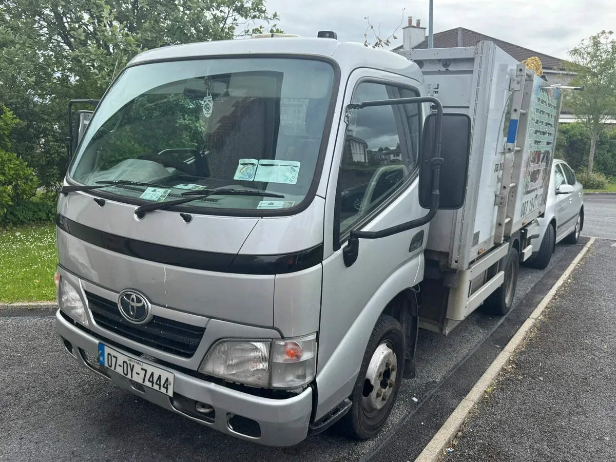 Toyota dyna - Image 1