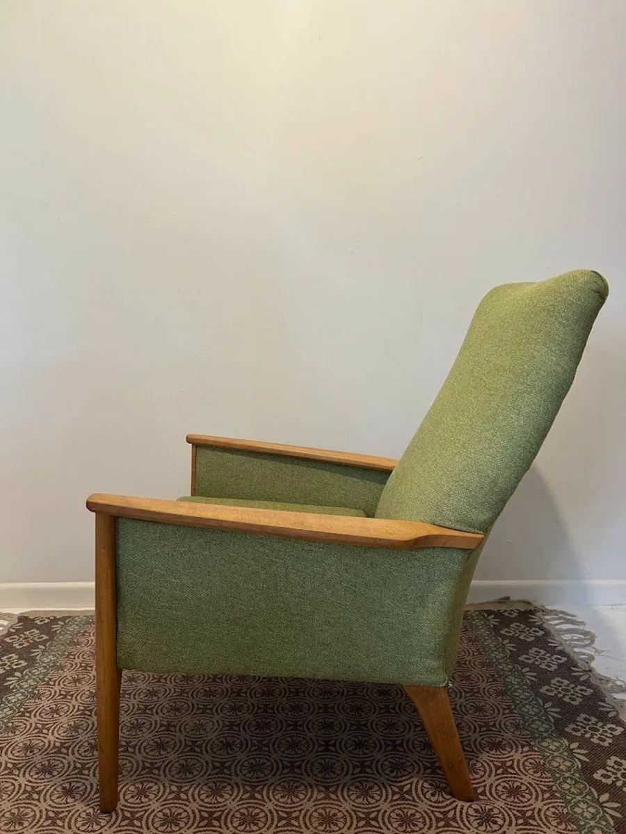 Beautifully Restored Parker Knoll PK988 Armchair - Image 2