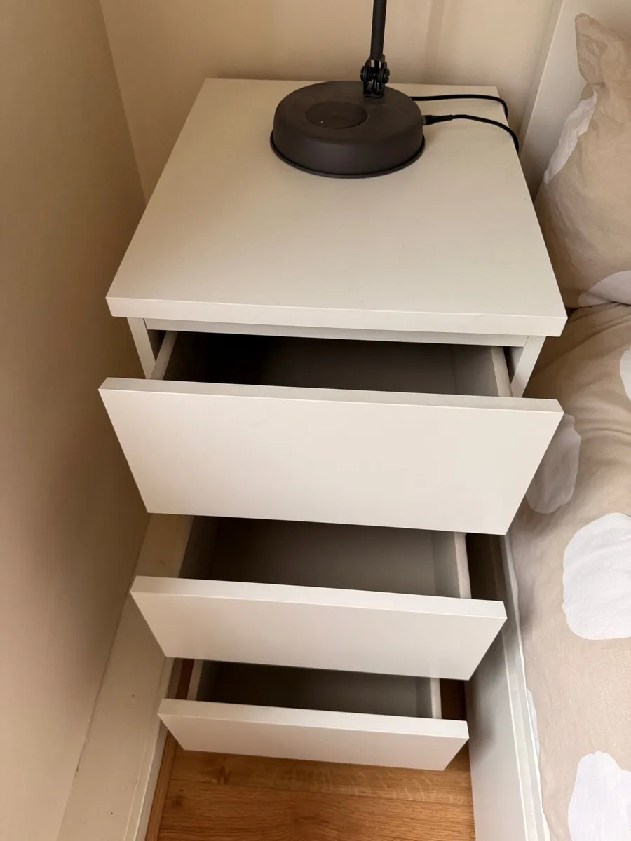 IKEA MALM chest of drawers (1 or 2 units) - Image 2