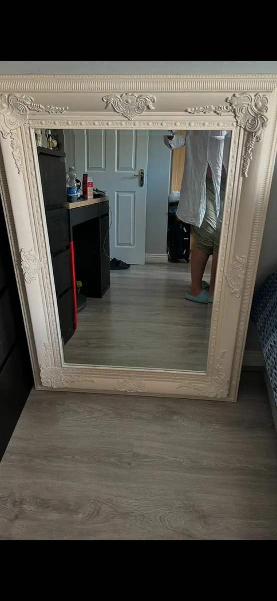 mirror - Image 2