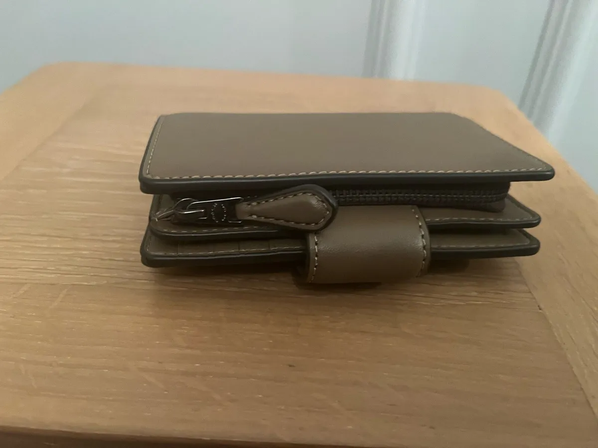 Coach Wallet - Brand New tags cut - Image 4