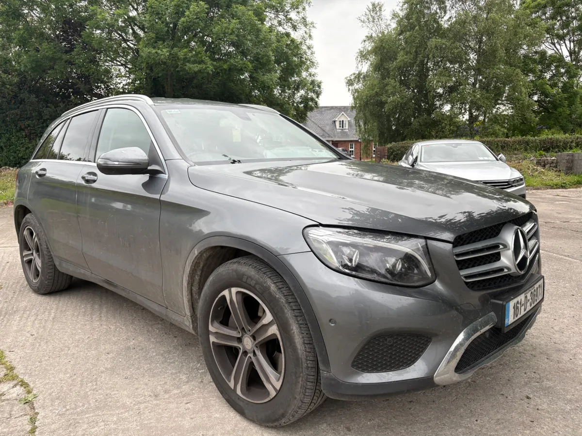 2016 Mercedes GLC 220D 4 Matic - Image 2