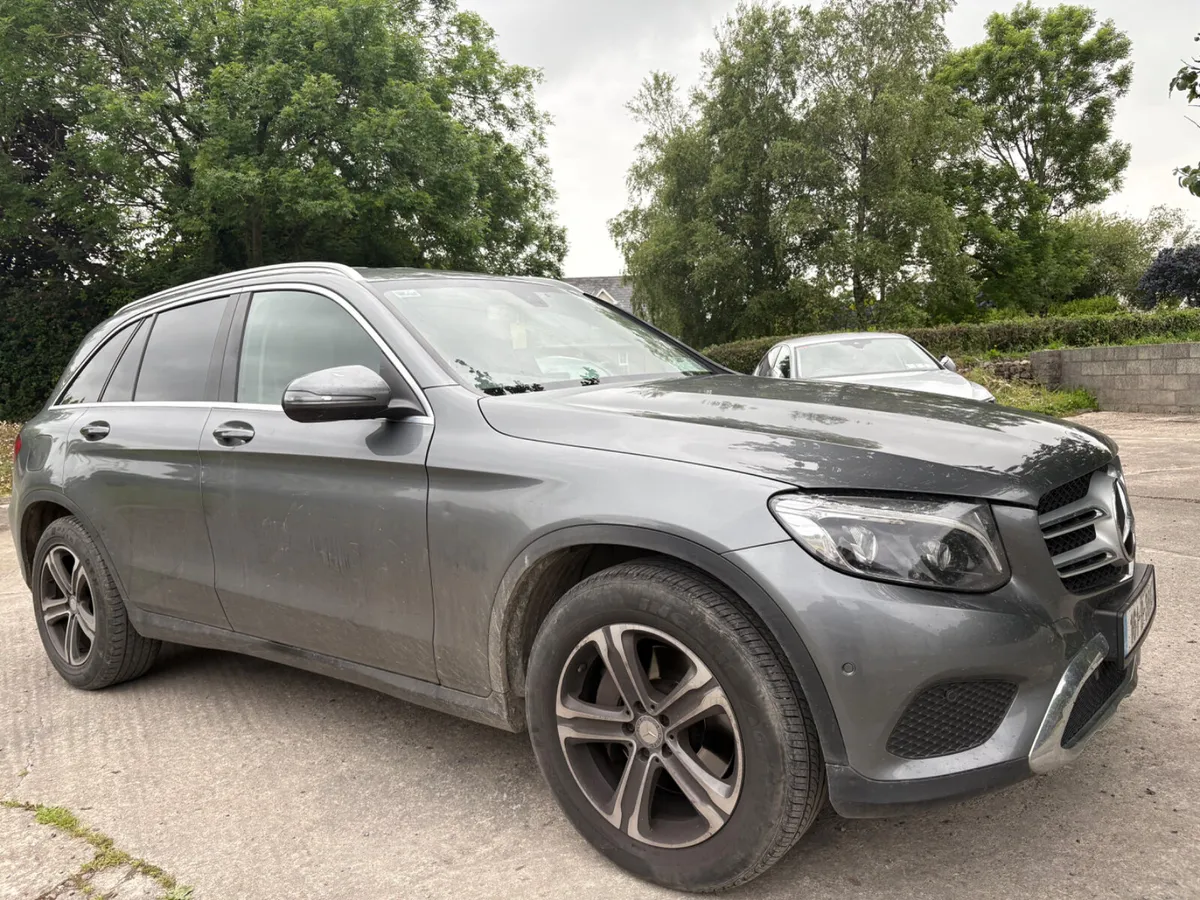 2016 Mercedes GLC 220D 4 Matic - Image 1