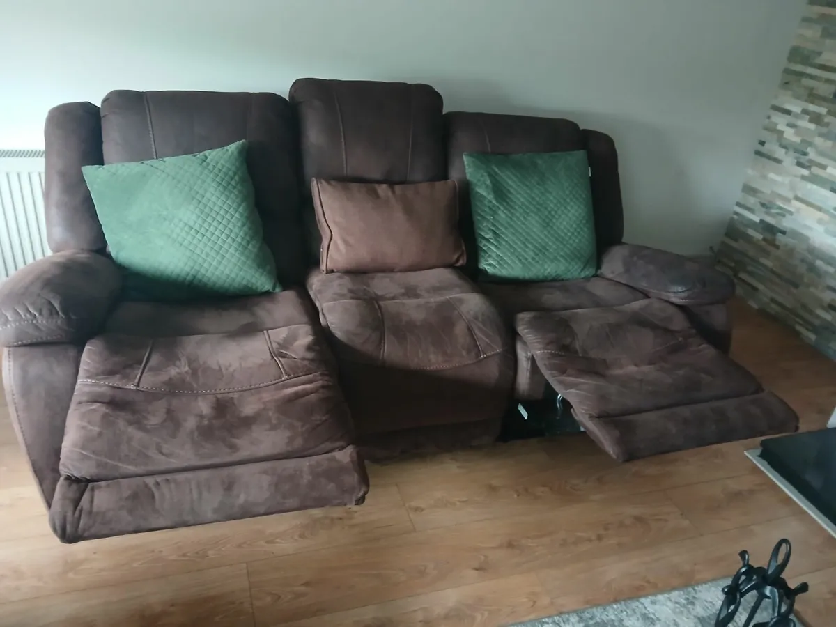 Reclining couchs - Image 4