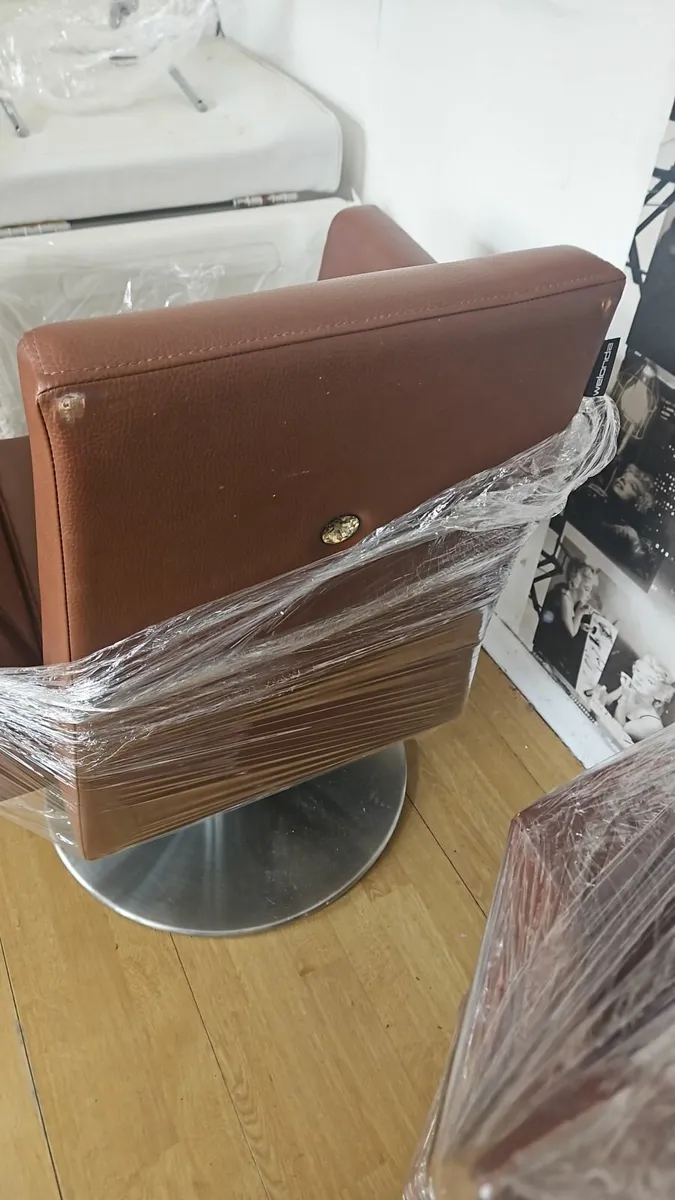Hair Dressing Units - Image 1
