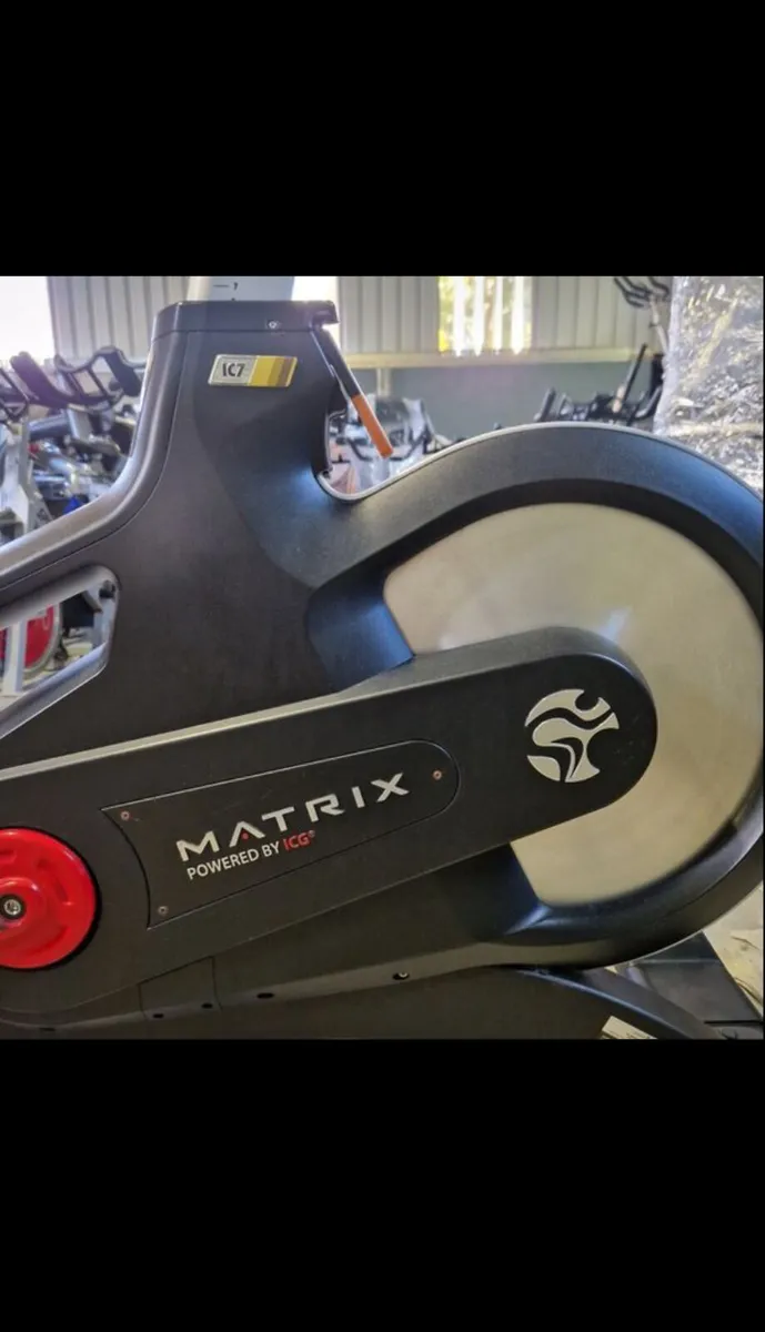 TOP BRAND MATRIX ICG SPIN BIKES WITH MONITOR SAVE - Image 4
