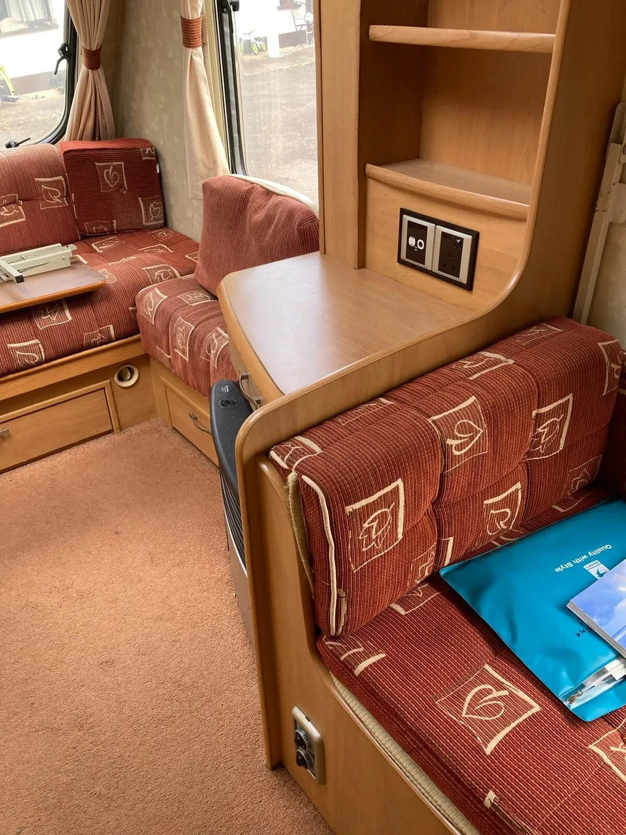 Swift 4 berth caravan. - Image 3