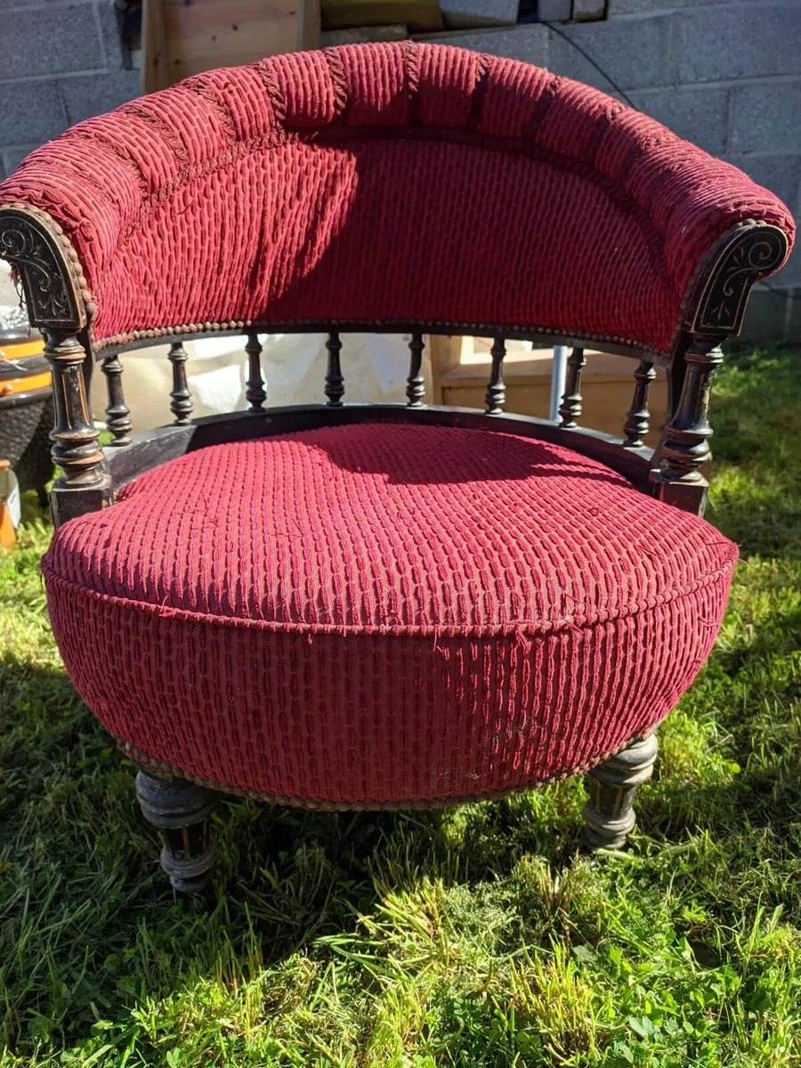 Antique Victorian-Style Accent Chair – Red Upholst - Image 1