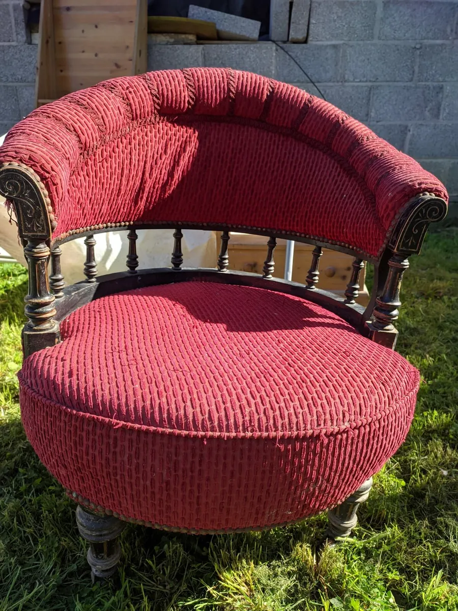 Antique Victorian-Style Accent Chair – Red Upholst - Image 2