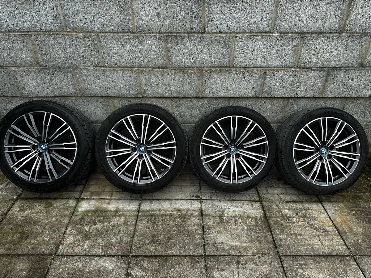 Genuine BMW 18” 790m Alloys New Tyres - Image 1
