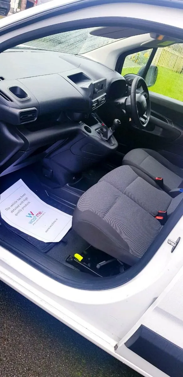 Citroen berlingo,  1.6hdi,  clean van Just tested - Image 4