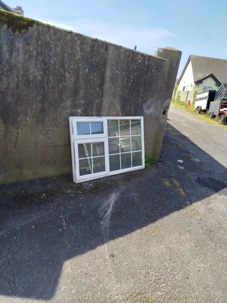 WHITE GEORGIAN PVC WINDOWS