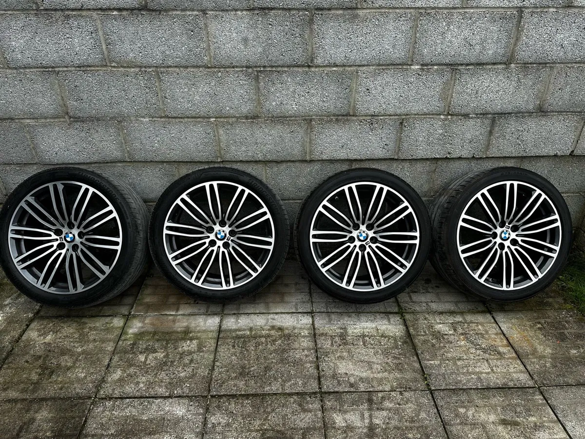 Genuine BMW 19” 664m Alloys Great Tyres - Image 1