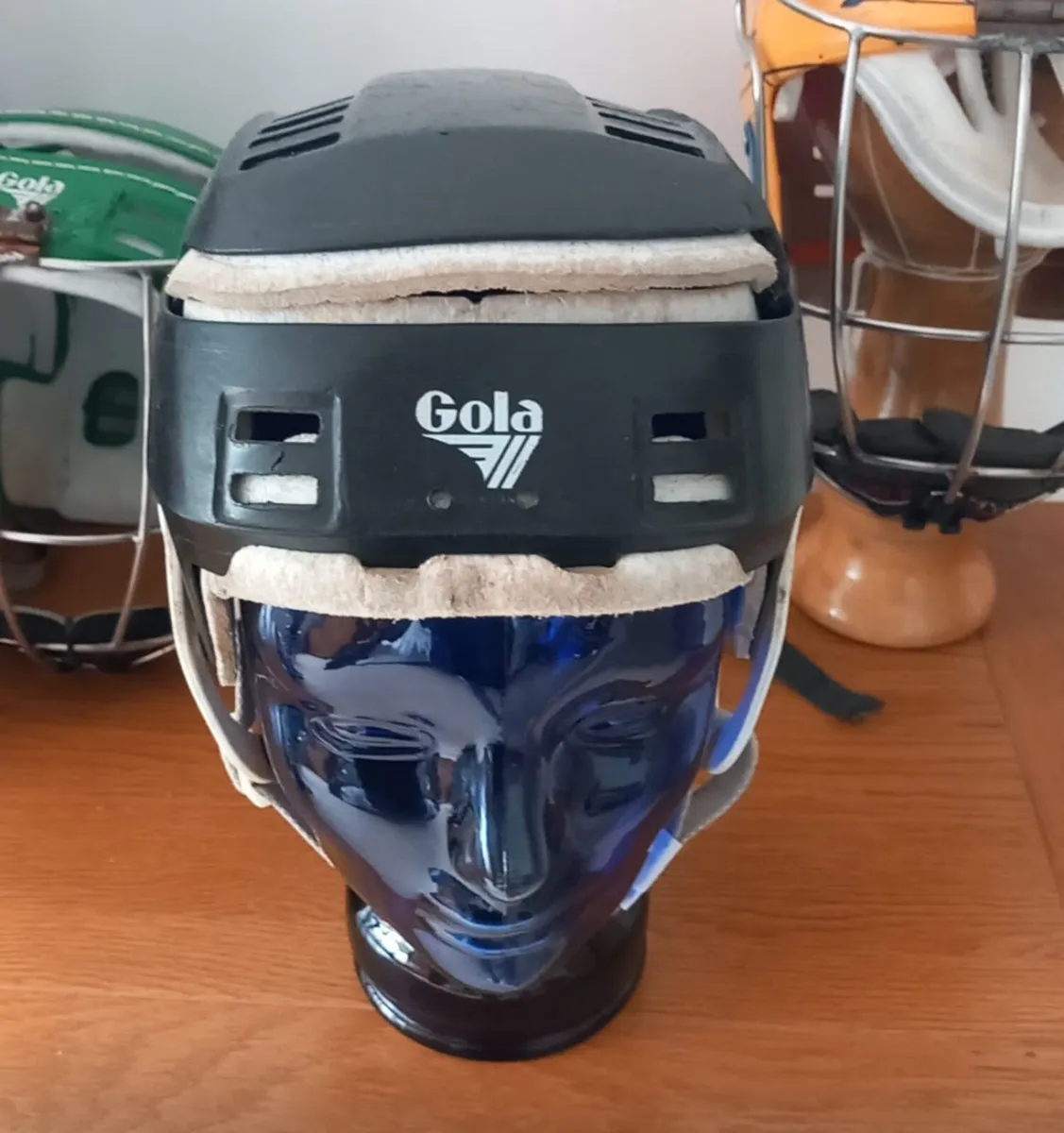 Looking for Mint black/white oldstyle - Image 1