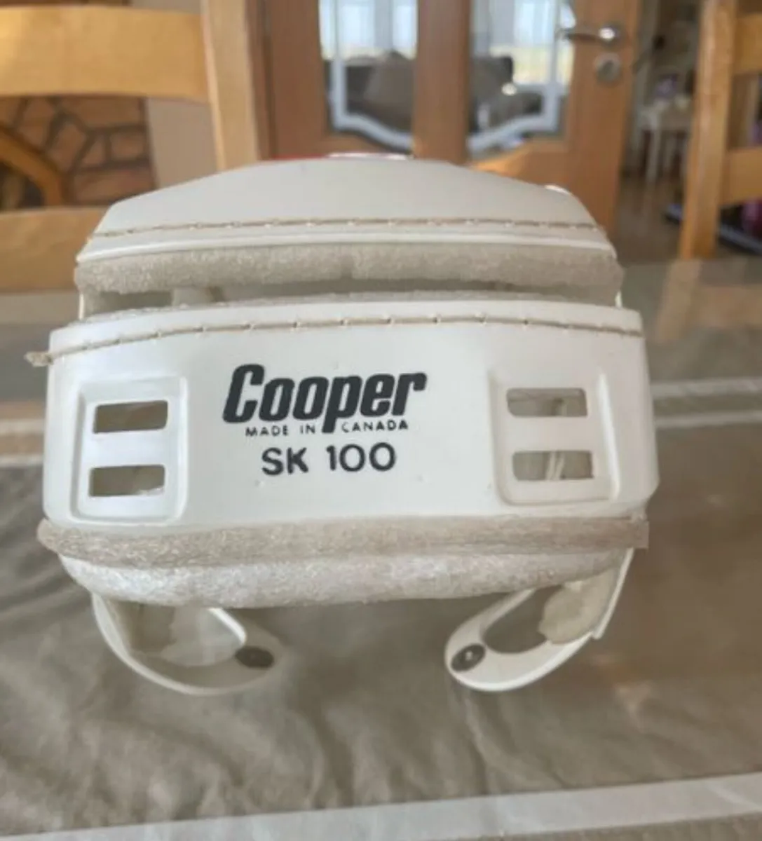 Looking for Mint black/white oldstyle - Image 3