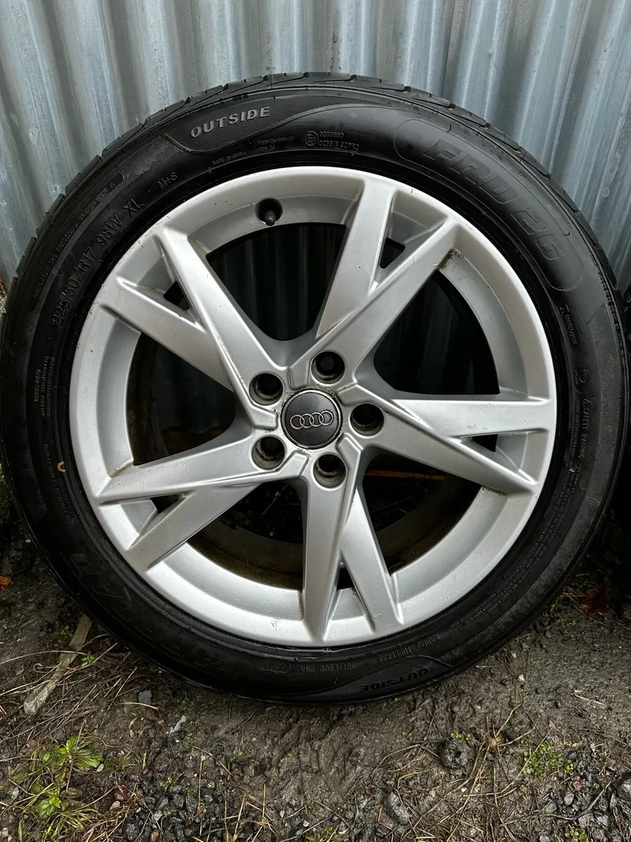 Genuine Audi 17” Alloys Brand New Tyres - Image 2