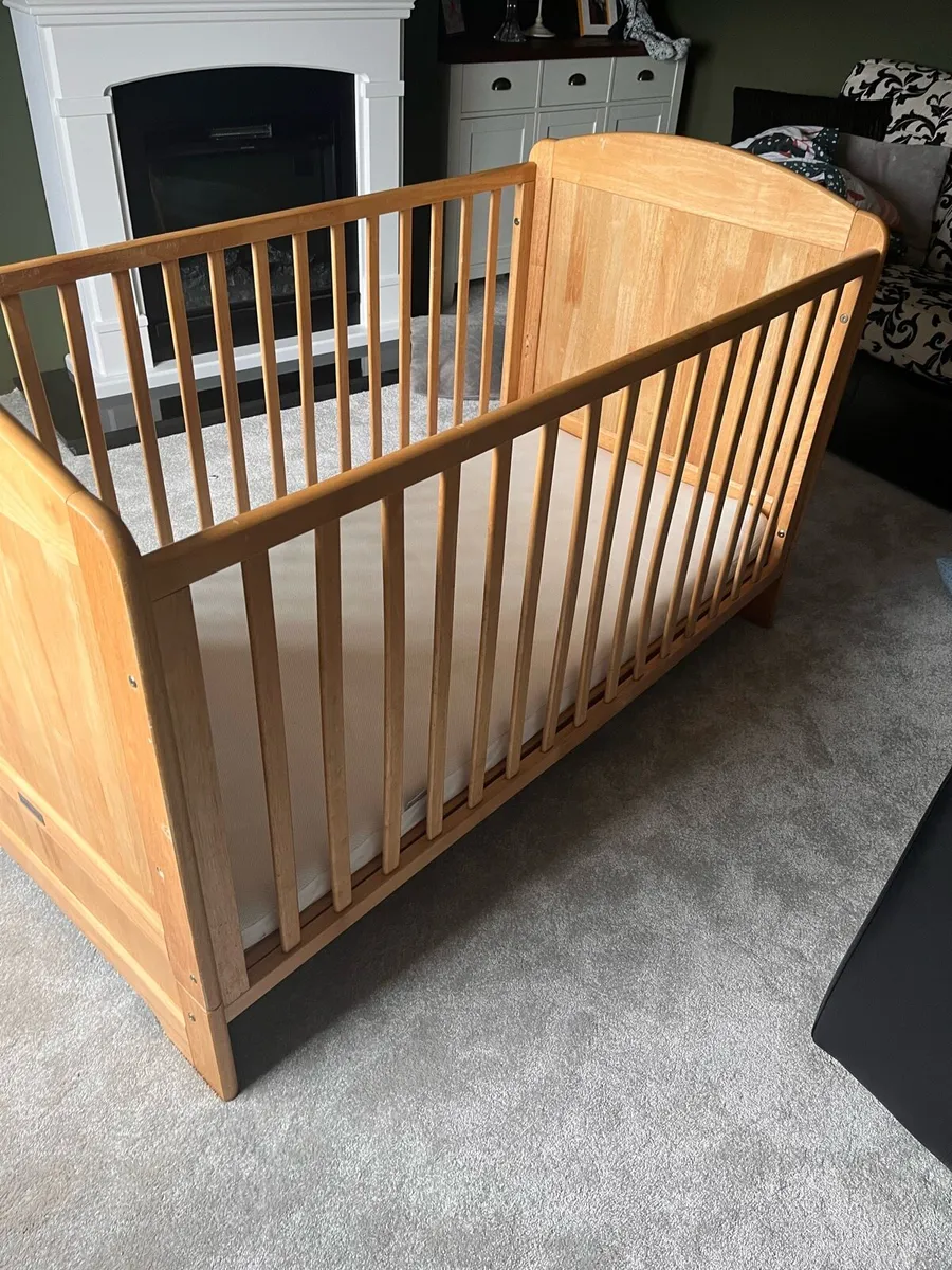 Babylo cot bed - Image 1