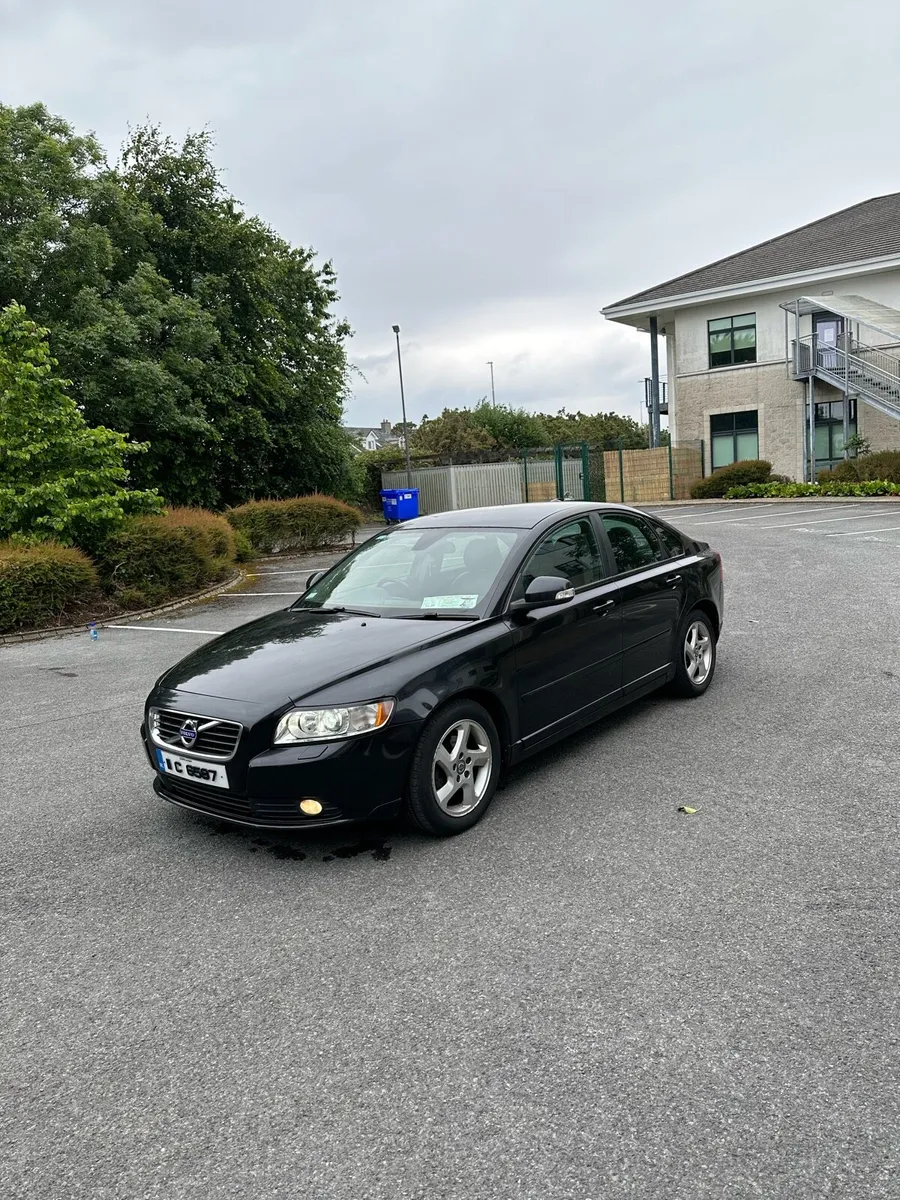 11 Volvo S40 LUX D2 1.6d 6 Speed NEW NCT 08/26 - Image 4