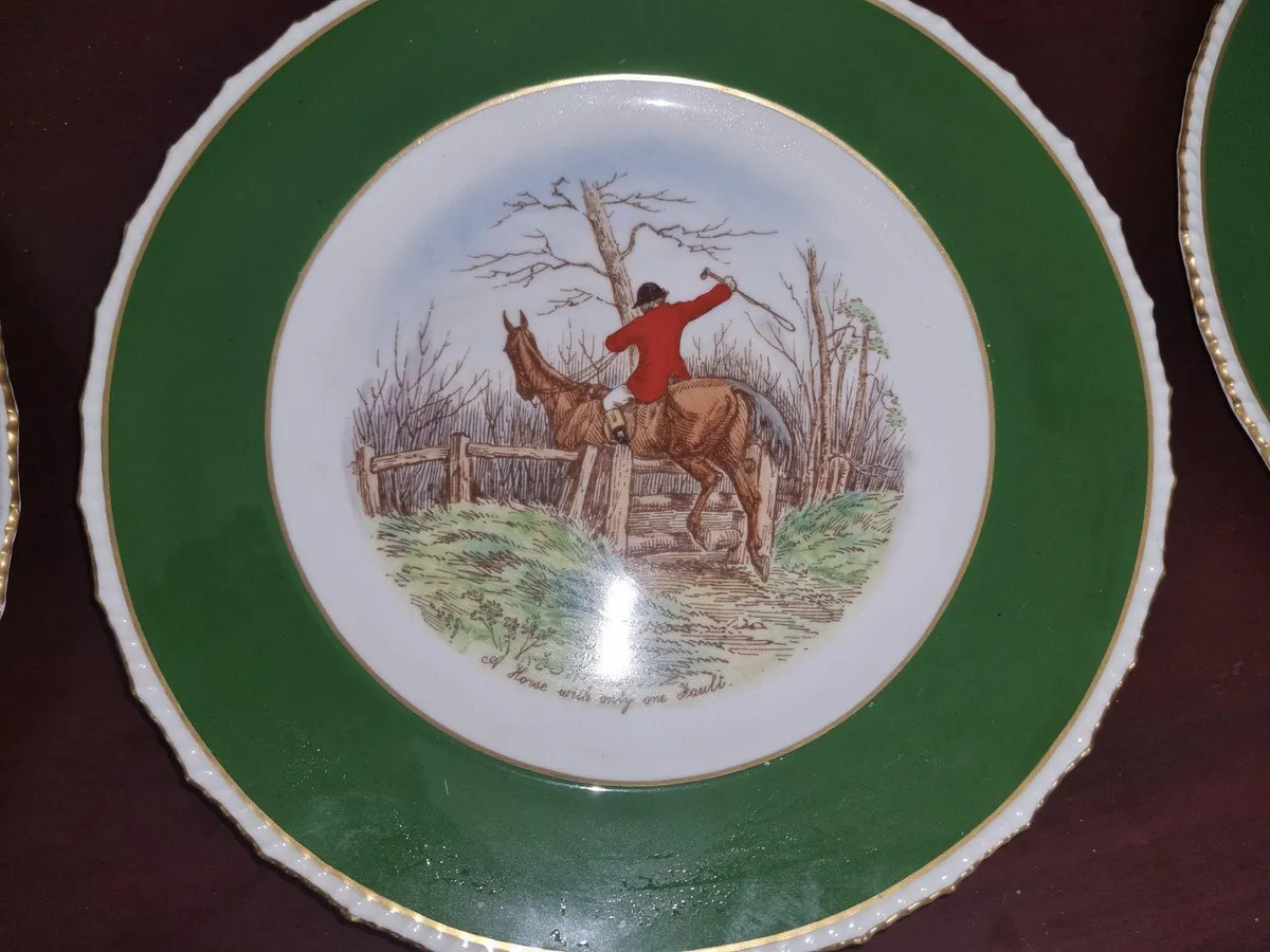 Vintage china plates - Image 1