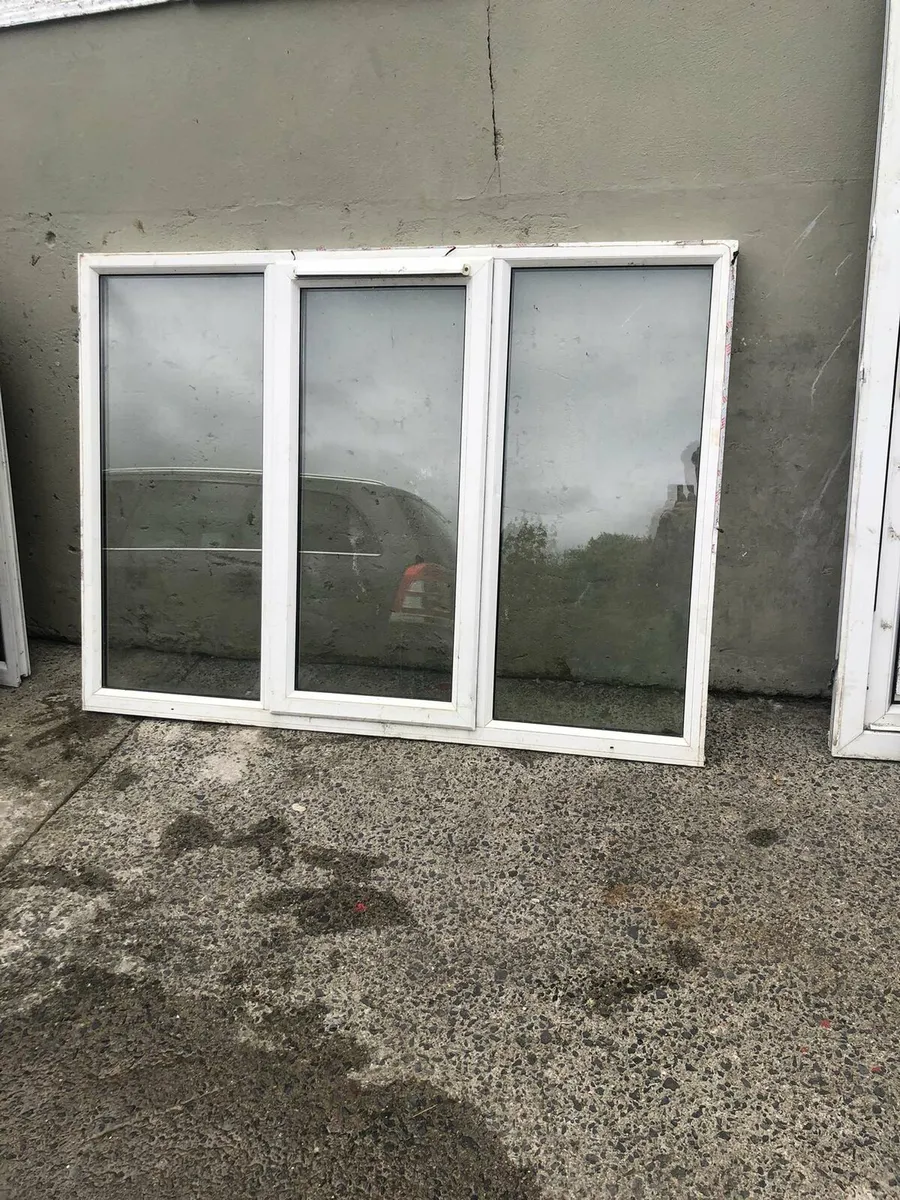 WHITE PVC WINDOW