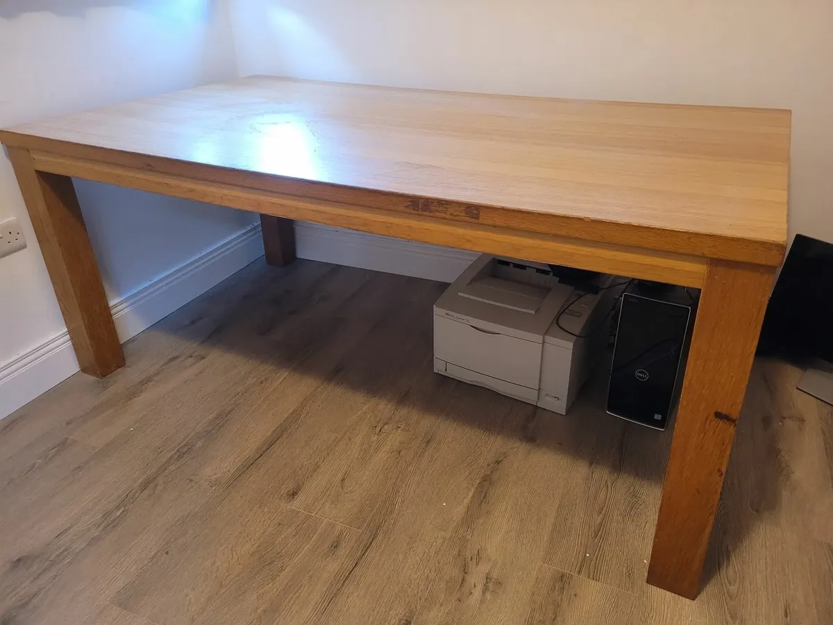 Kitchen table - Image 2