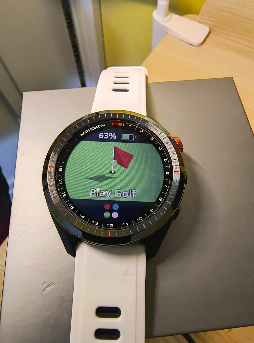 Garmin Approach S62 Golf Watch - Image 4