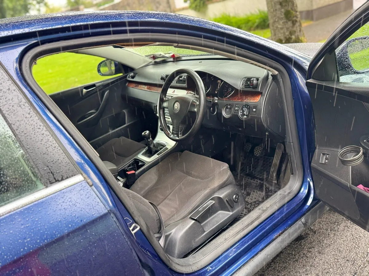 Volkswagen Passat 2.0tdi - Image 4