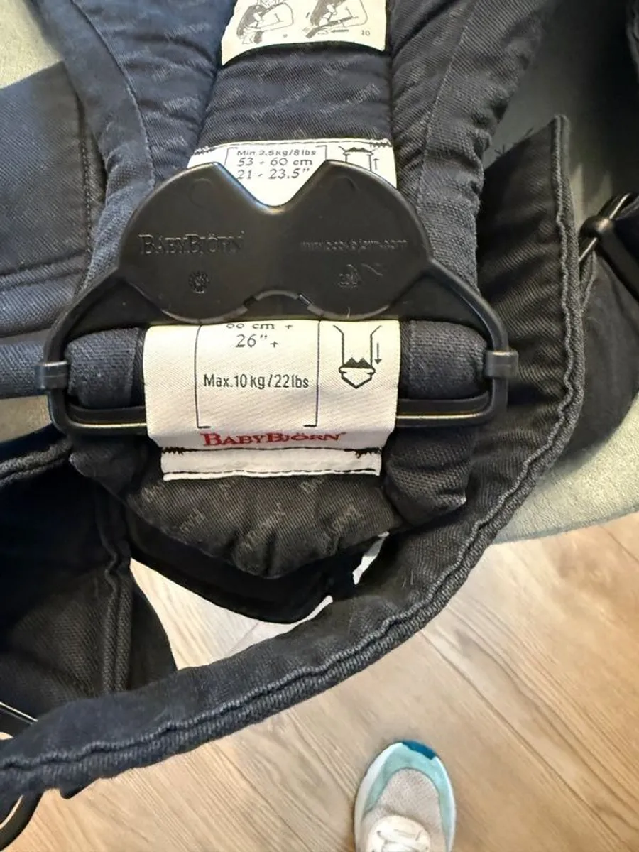 Baby Bjorn Carrier - Image 2