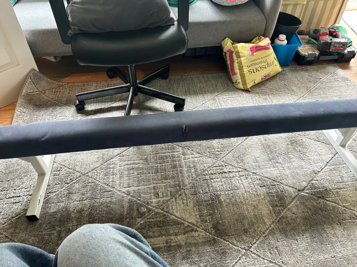 Gymnastics balance beam - Image 2