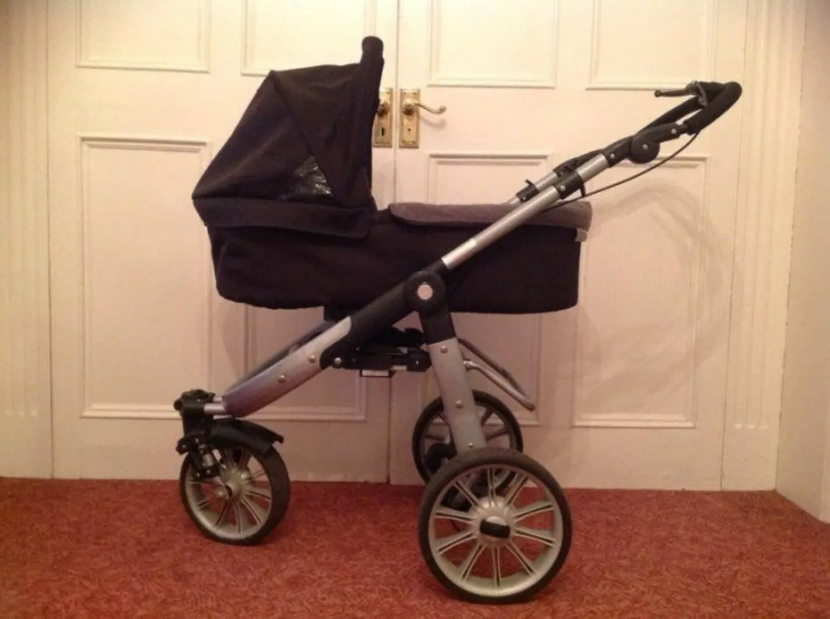 Tuetonia Pram / buggy - Image 2
