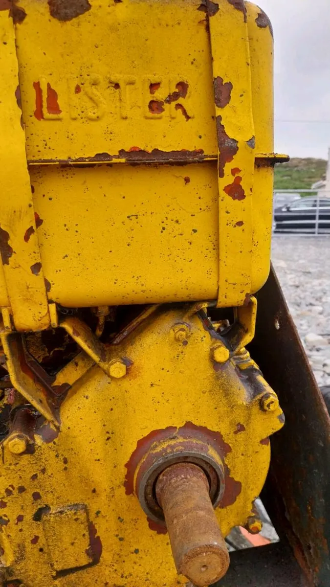 Lister mixer for sale - Image 2