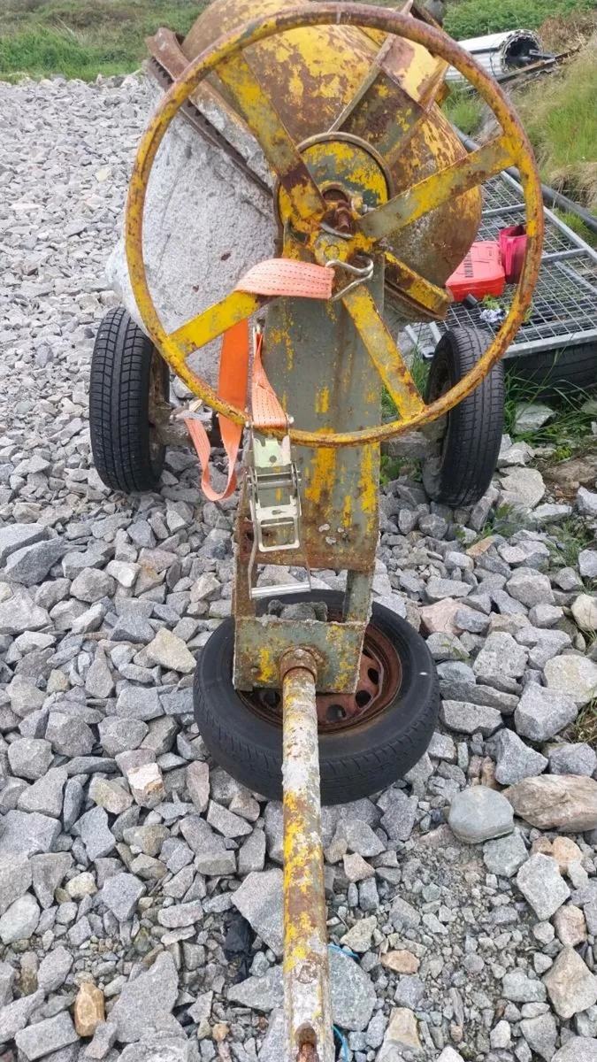 Lister mixer for sale - Image 3