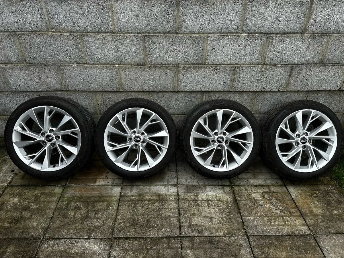 Genuine Audi 18” S5 Alloys New Continental Tyres - Image 1