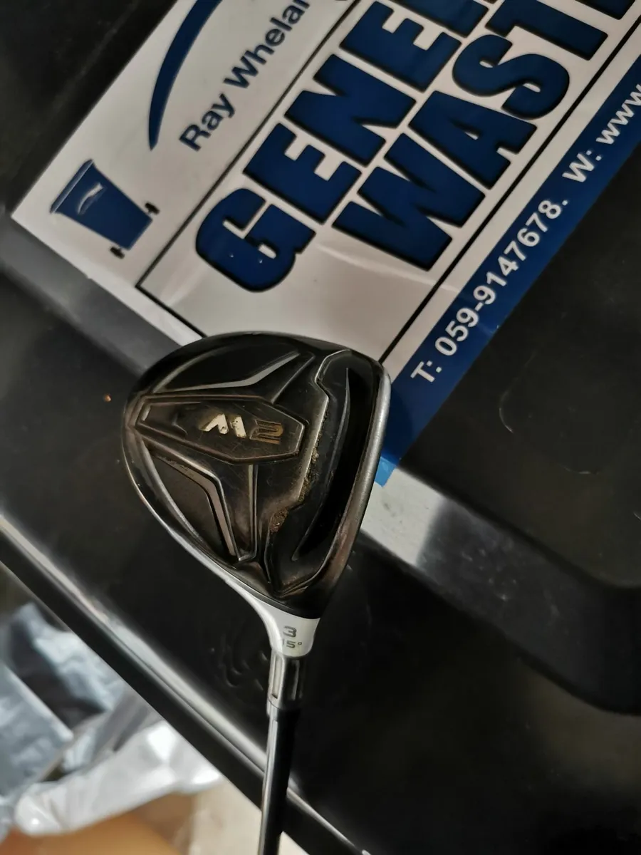 Golf 3wood,ping putter and golf bits - Image 2