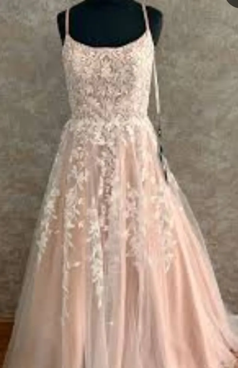Stunning ivory & coral Danni's Closet Debs dress - Image 1