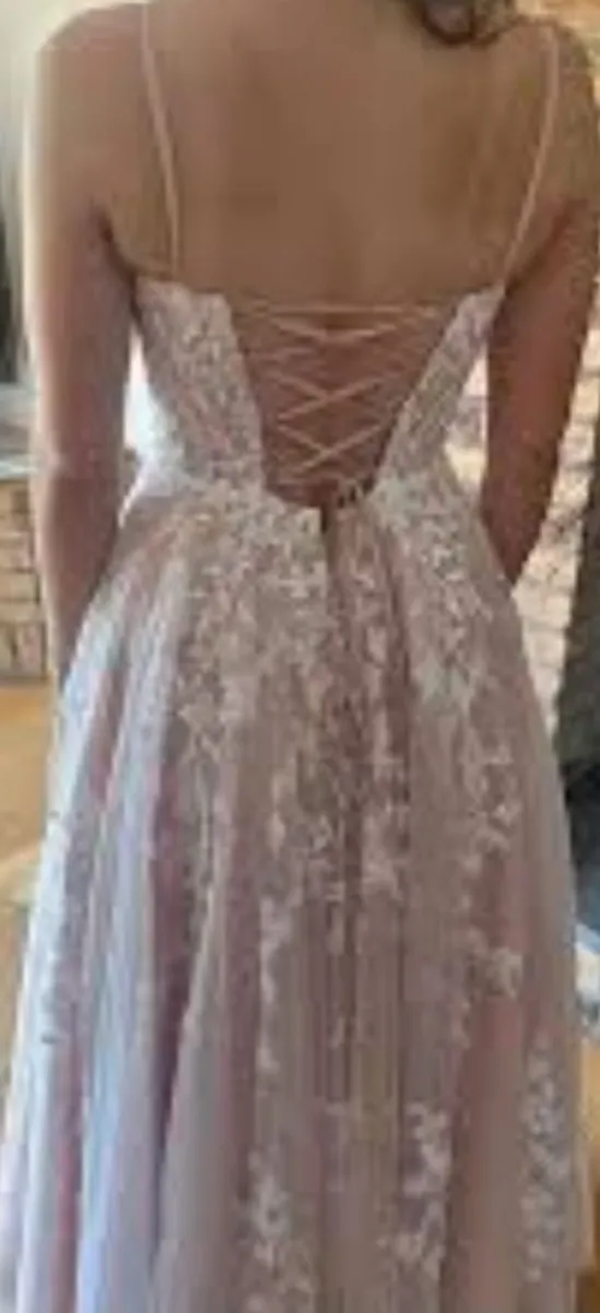 Stunning ivory & coral Danni's Closet Debs dress - Image 3
