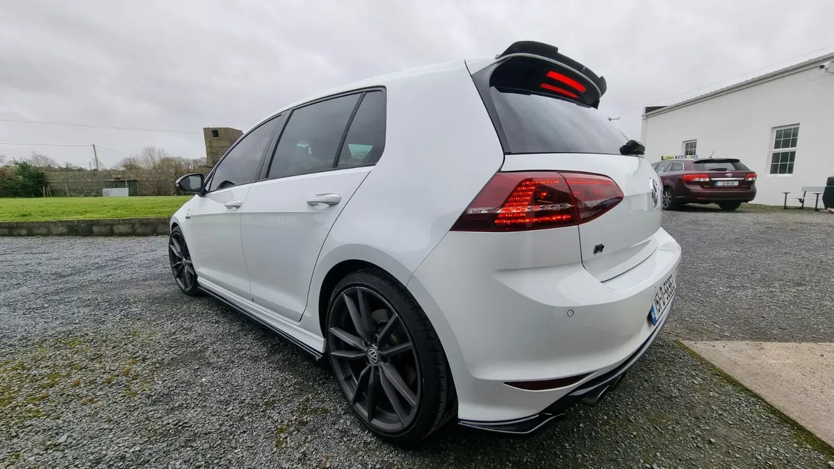 Golf R - Image 3