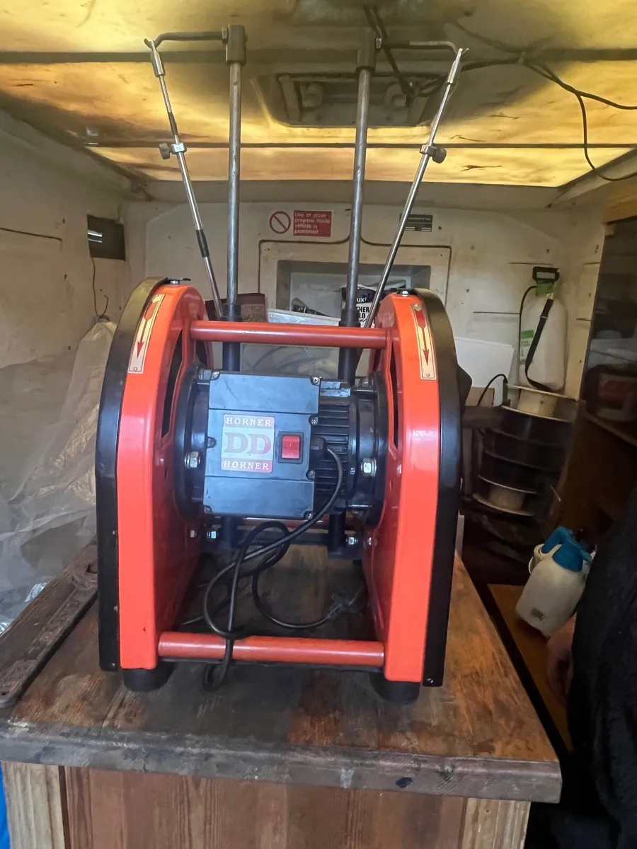 Sheep Shearing grinder - Image 1