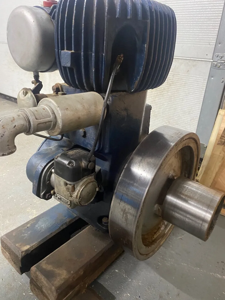 Vintage Stationary engine - Image 1