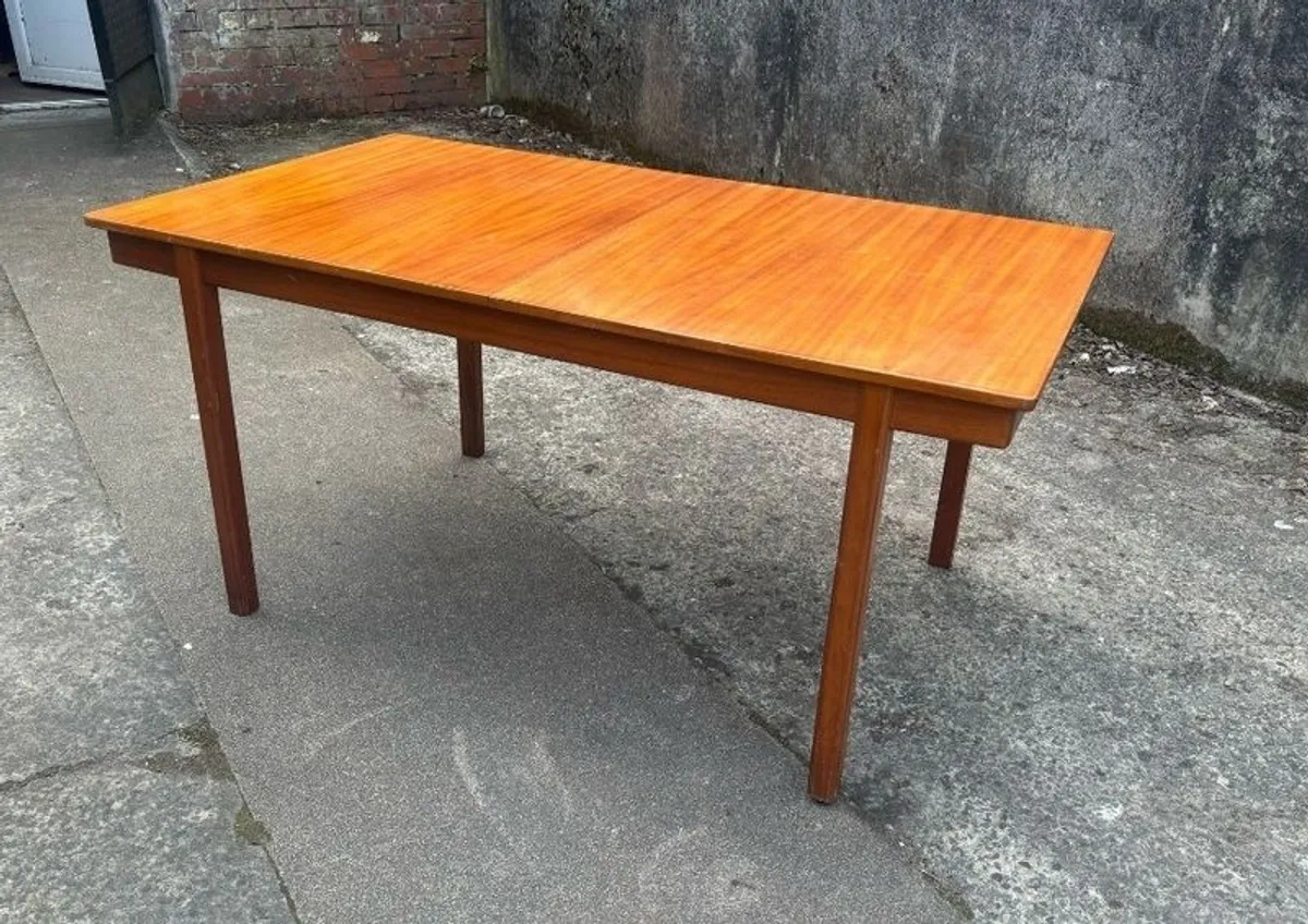 Large double extension McIntosh dining table - Image 1