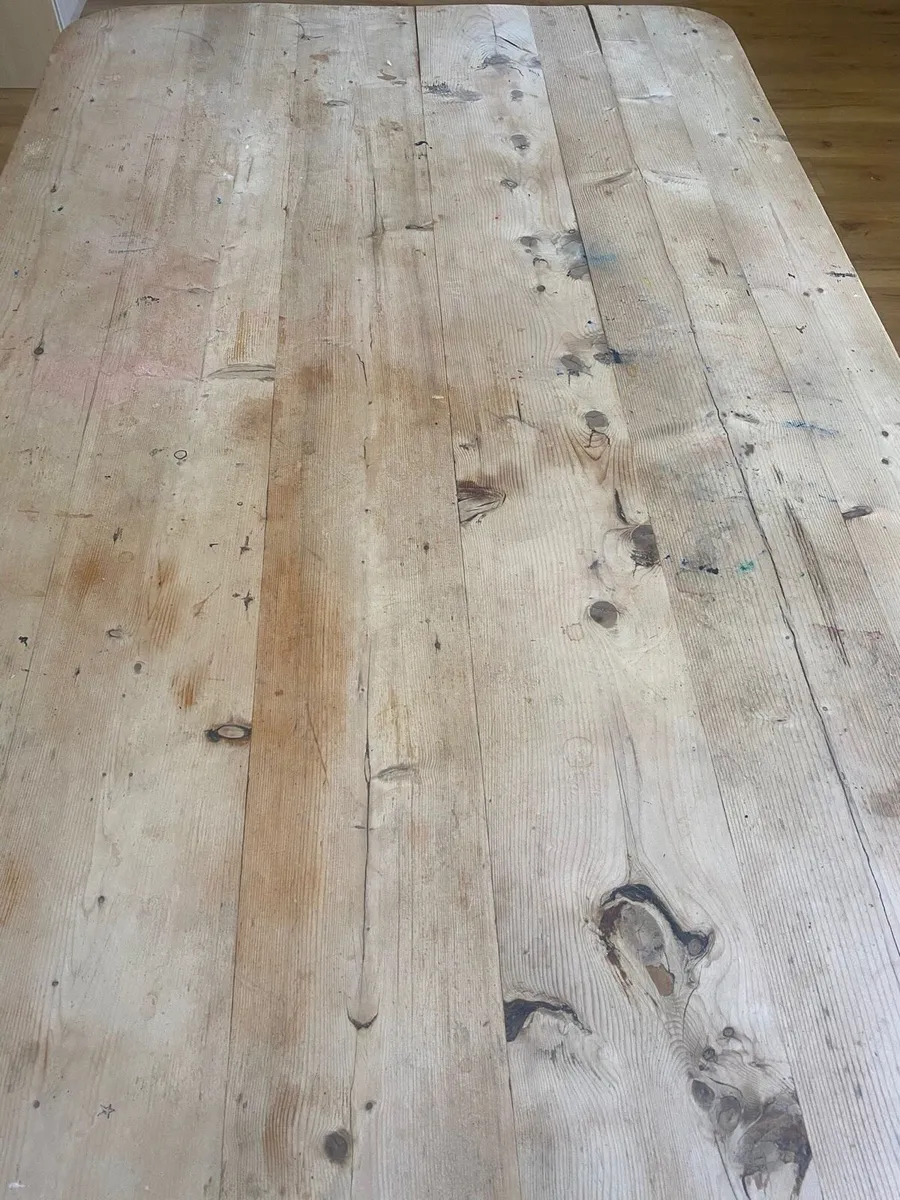Solid wood dining table - Image 4