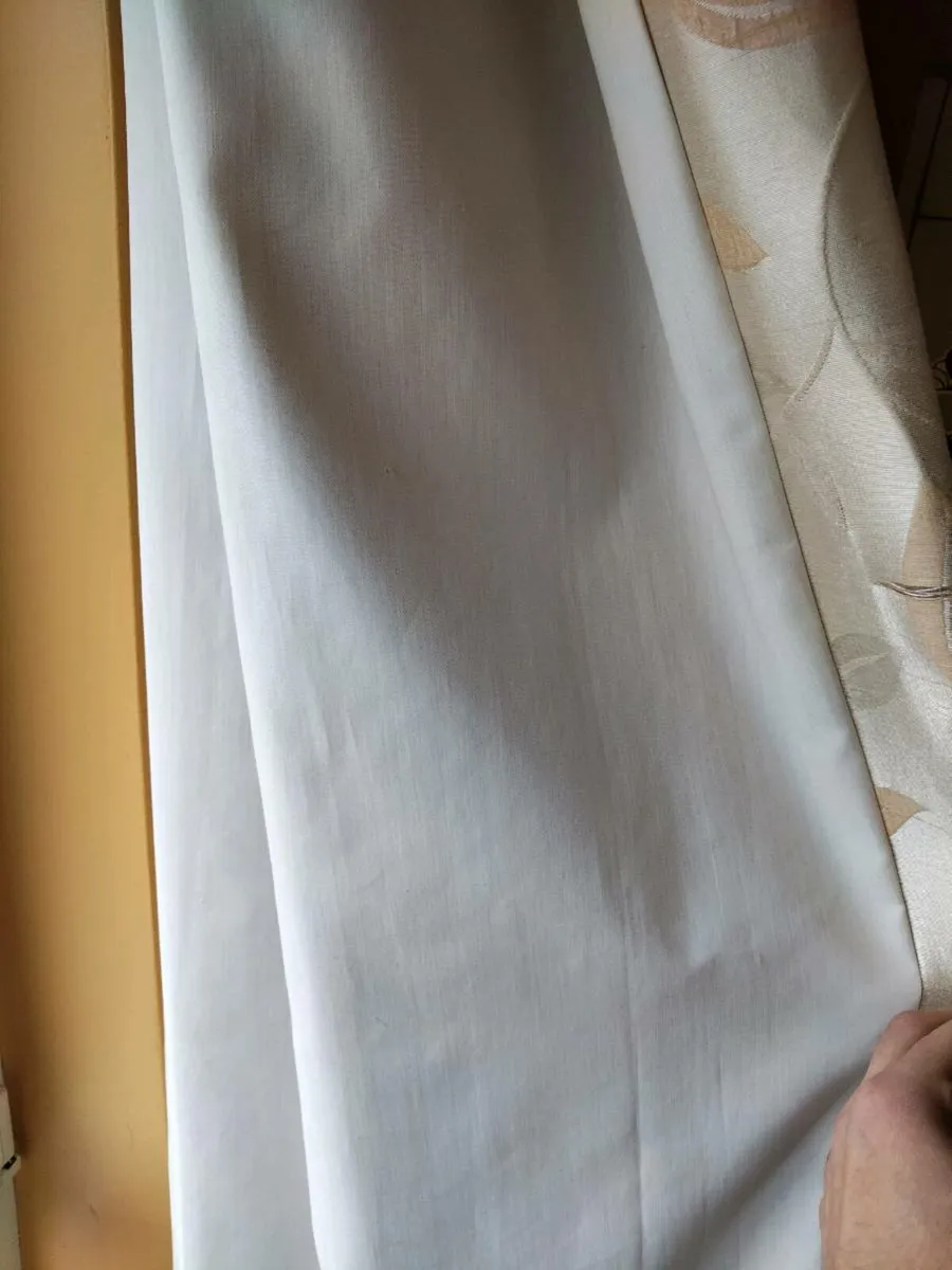 Curtains and Curtain Rail - Image 4