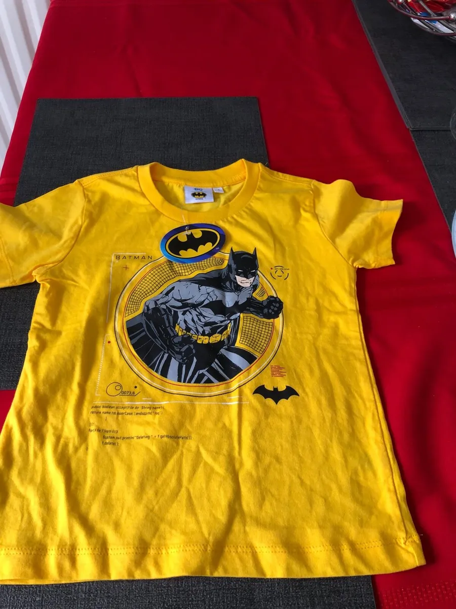 Boys BNWT teeshirt age 4 €5 - Image 1