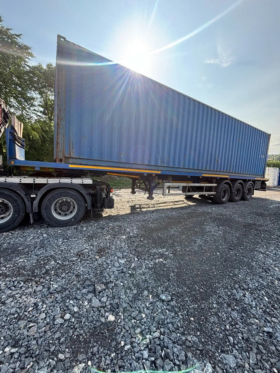 Used 40ft containers - Image 4