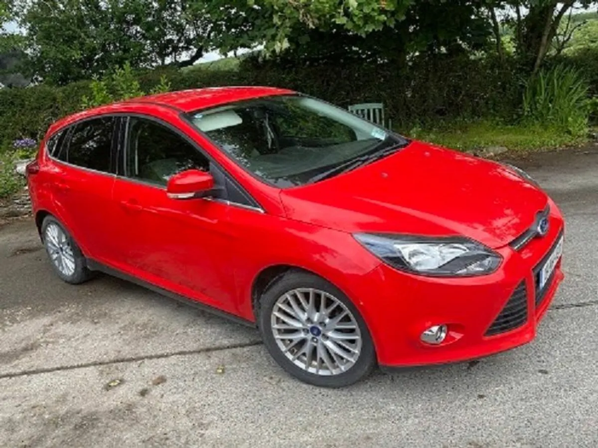 Ford Focus 2013 - Image 2